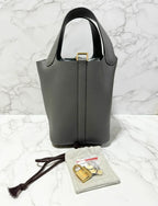 Picotin Lock 18 包 Gris Myer GHW B 郵票