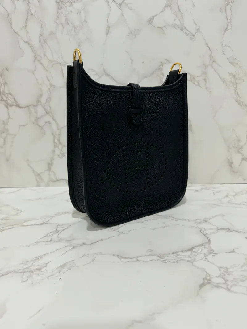 Hermes Mini Evelyne 16 TC Noir 89 B Stamp GHW