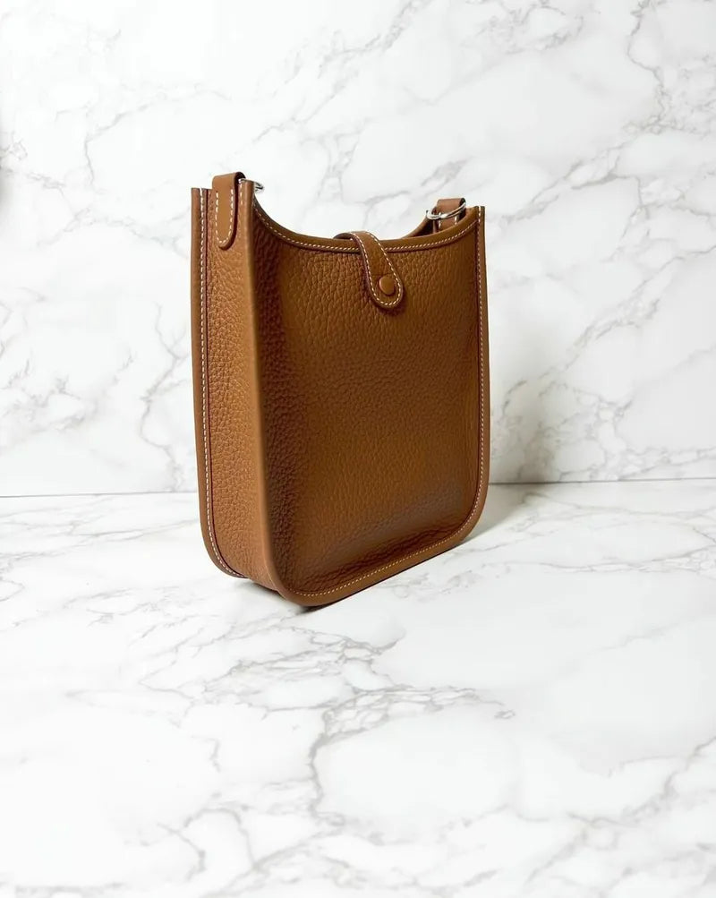 愛馬仕迷你Evelyne 16 TC B 印記 PHW 金