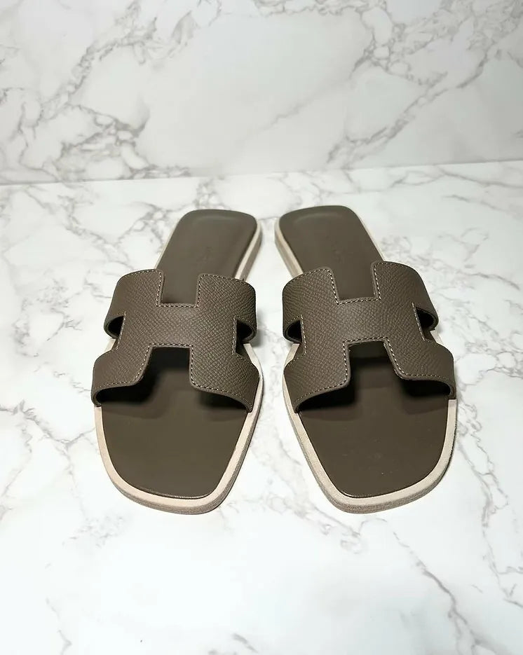 Hermes Oran sandal Etoupe Size 36