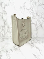 愛馬仕 Evelyne 16 包 Beton 8L GHW