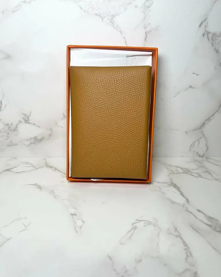 愛馬仕 Calvi Duo Compact 卡包 epsom 芝麻色 2S