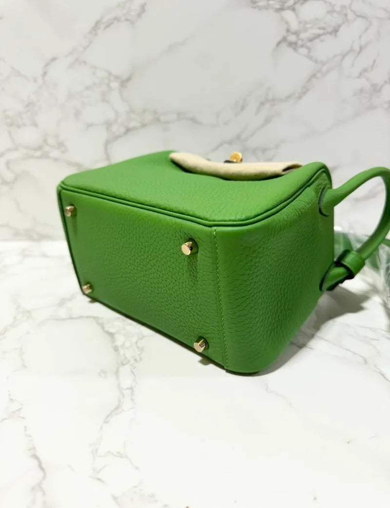 ❤️Hermes 迷你 Lindy 包 Vert Yucca GHW B 郵票