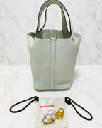 愛馬仕 Picotin Lock 18 TC Gris Neve 0W GHW B 郵票