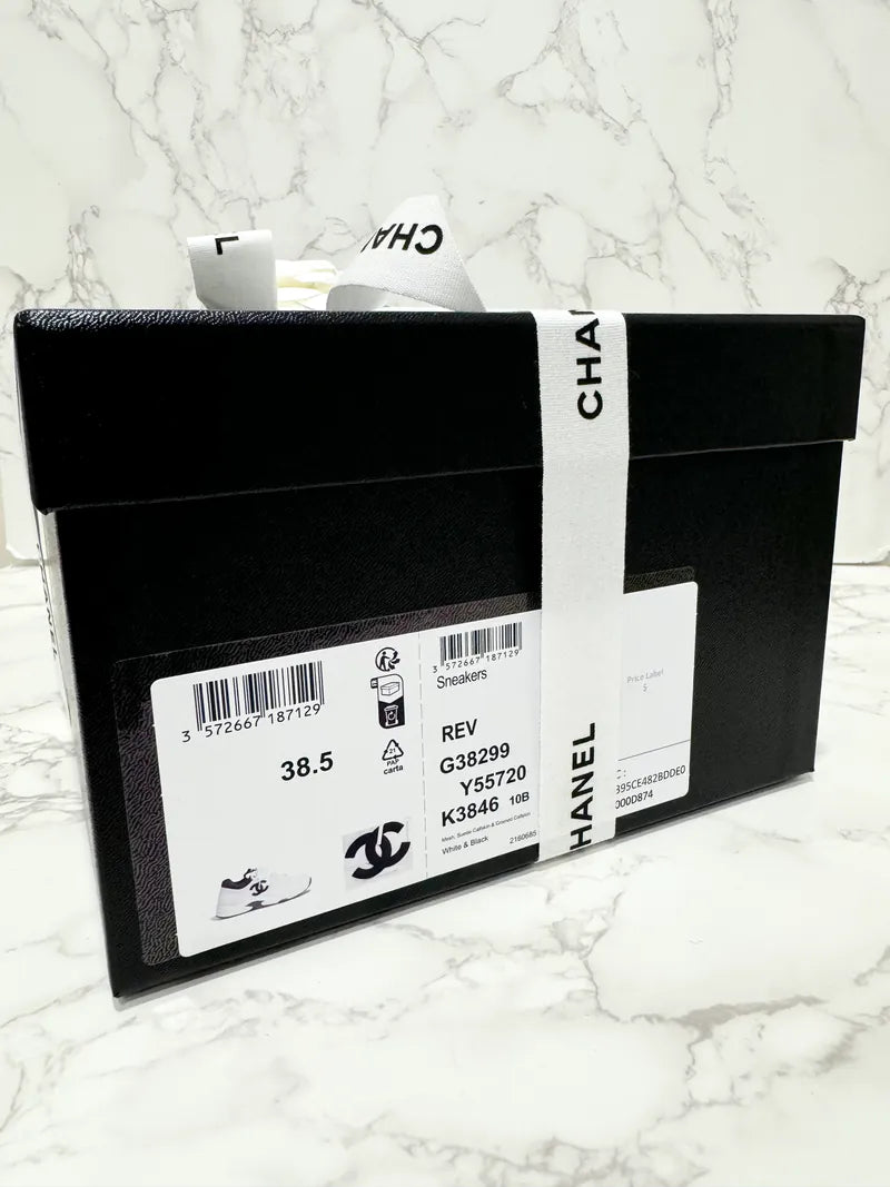 Chanel Panda Sneaker 38.5