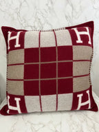 愛馬仕 Avalon III 枕頭，小號 - Écru Rouge H