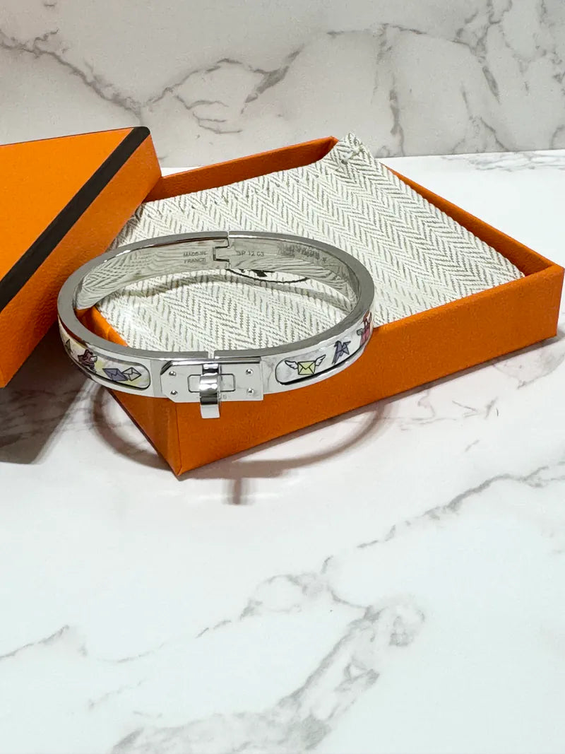 愛馬仕迷你Clic Kelly手鐲，愛馬仕旗艦茉莉手鐲