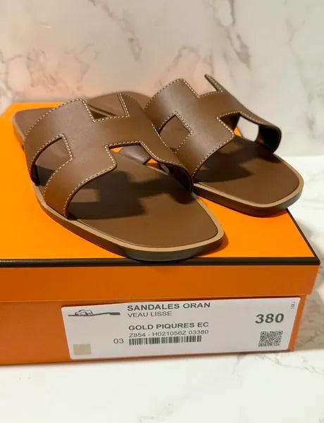 ❤️愛馬仕 Oran H 金色涼鞋 38碼