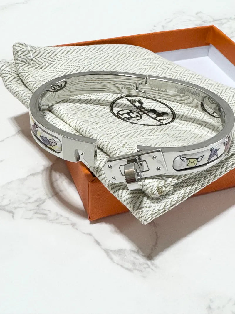 愛馬仕迷你Clic Kelly手鐲，愛馬仕旗艦茉莉手鐲