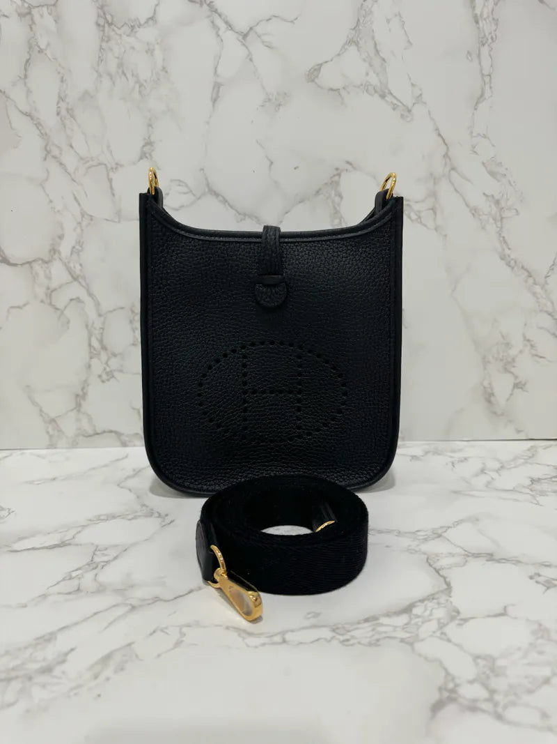 ❤️Hermes Mini Evelyne 16 TC Noir 89 B Stamp GHW