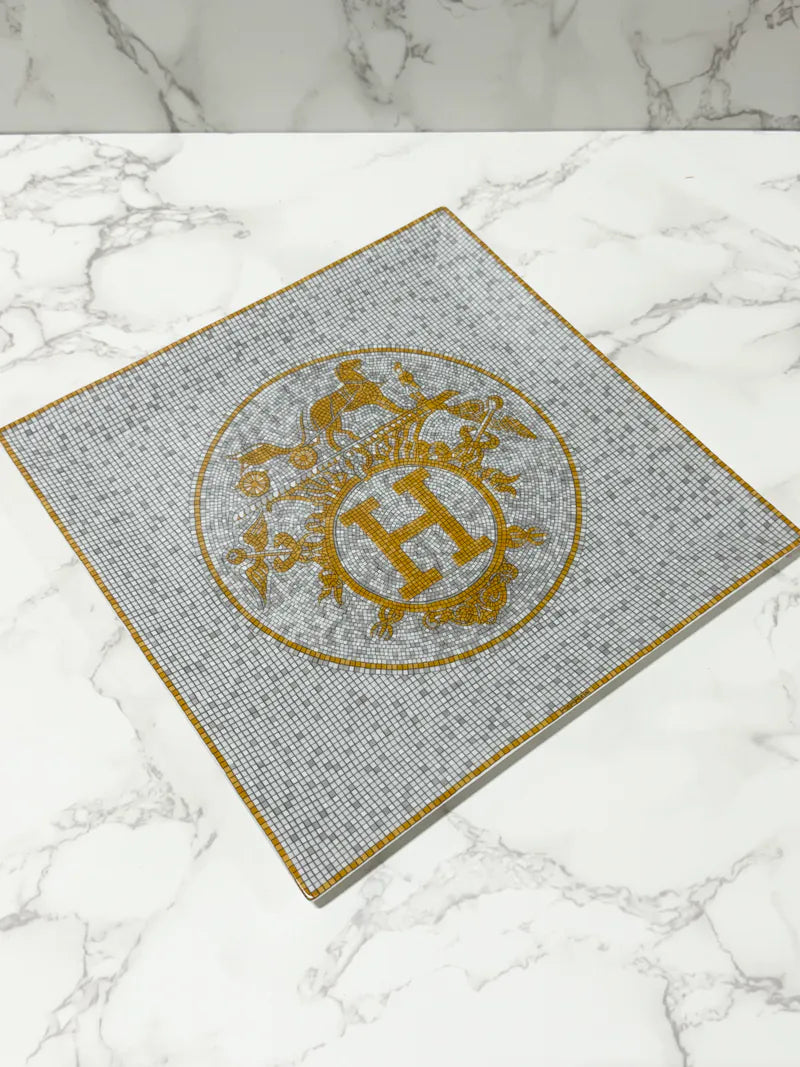❤️Hermes Mosaique au 24 金色方盤 n°5 尺寸 5 23 厘米