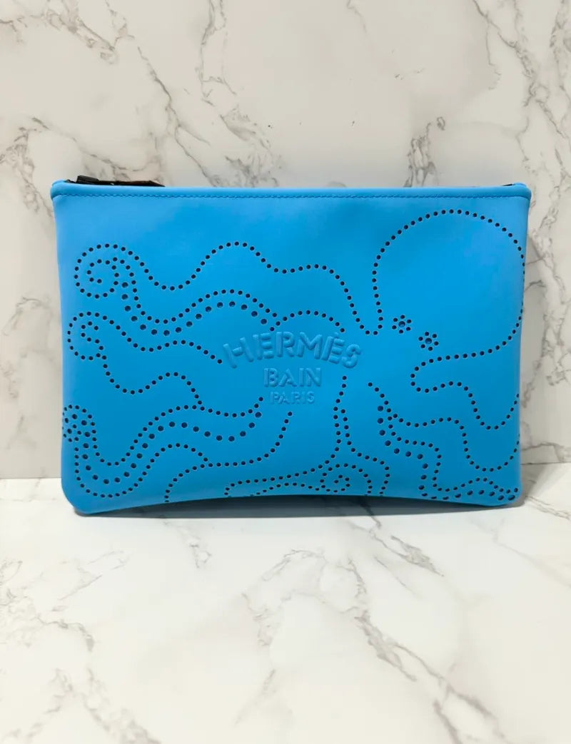 ❤️Hermes Neobain Poulpe Fiction case, medium model Bleuet