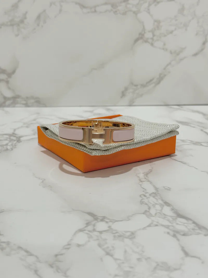 Hermes Clic H 飾牌 Rose Candeur RGHW 手鍊 PM 尺寸 17 厘米