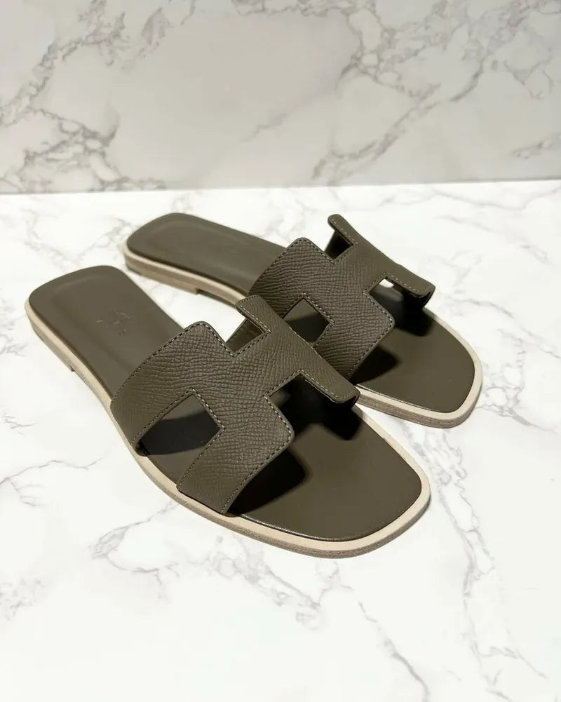 Hermes Oran sandal Etoupe Size 36