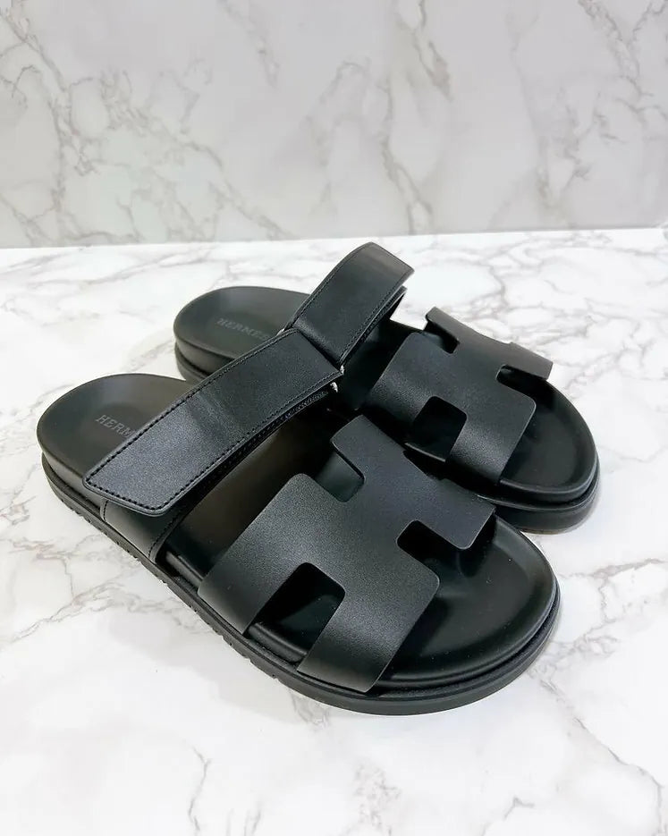 Hermes Sandales Chypre Noir 軸 37