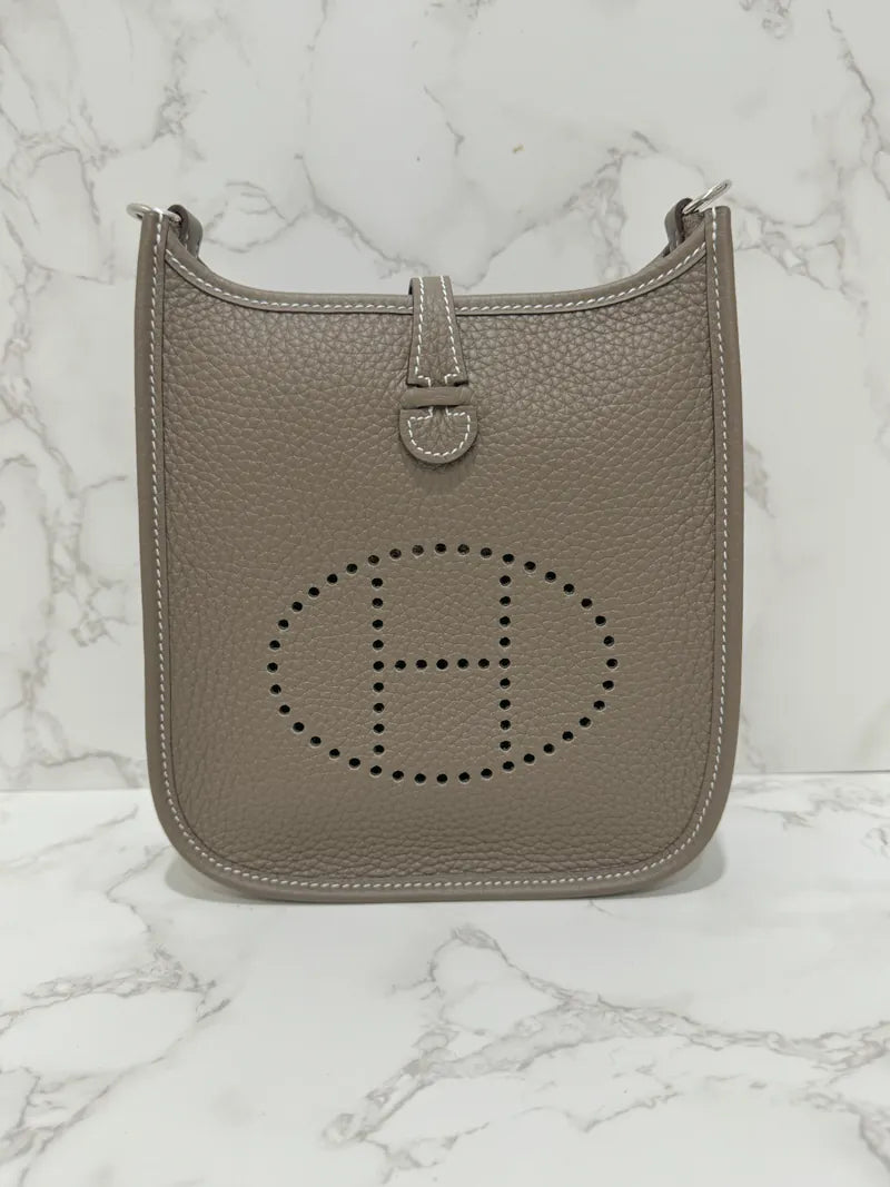 愛馬仕 Mini Evelyne 16 TC Etoupe Bleu 靛藍 PHW W 郵票