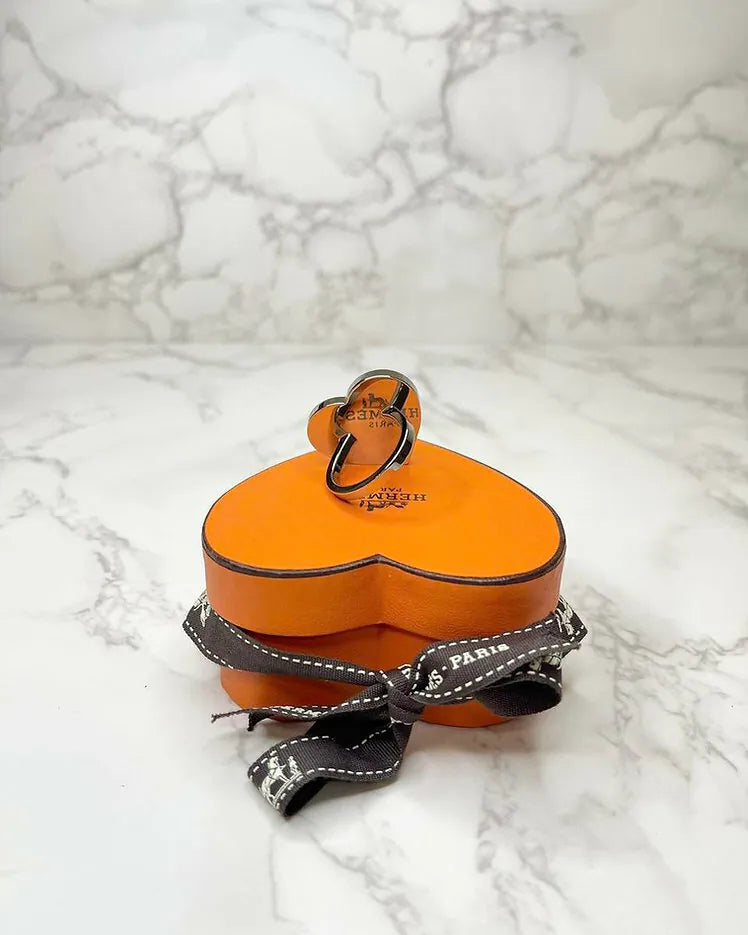 Hermes Coeur Laque 圍巾 90 戒指 黑心