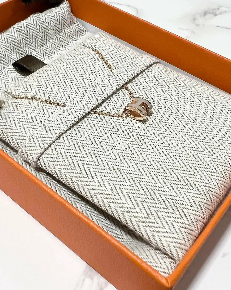 ❤️Hermes Mini Pop H Necklace  Marron Glace RGHW