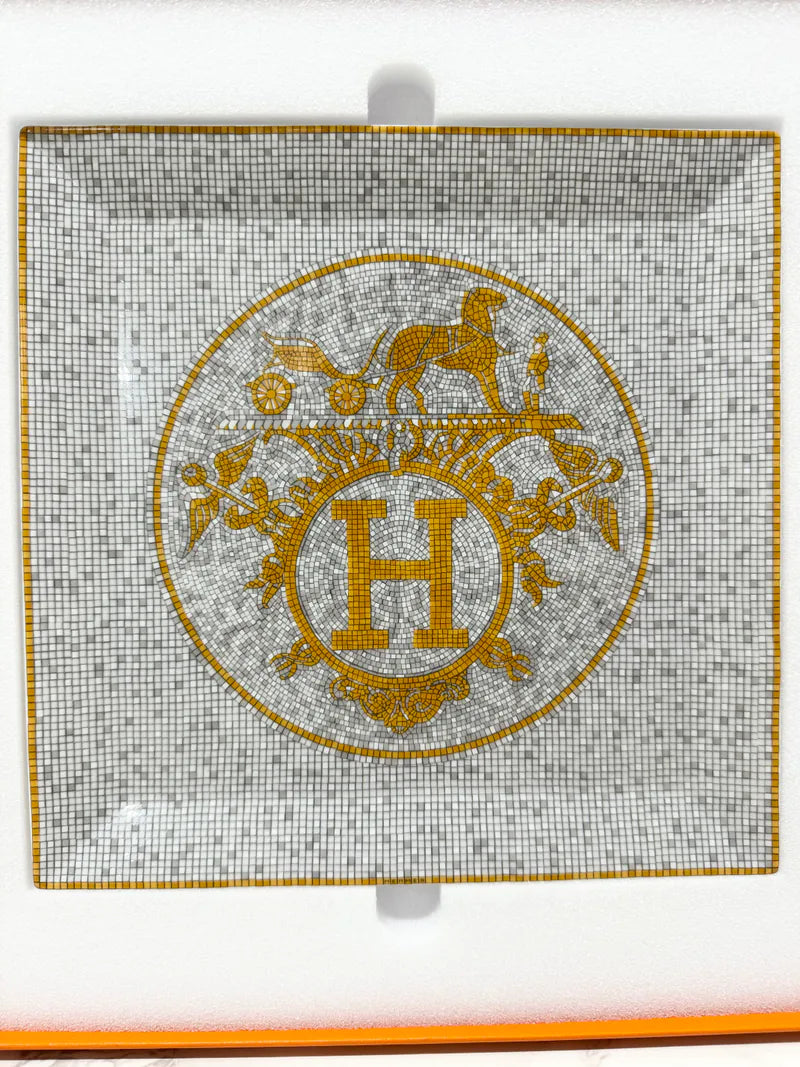 ❤️Hermes Mosaique au 24 金色方盤 n°5 尺寸 5 23 厘米