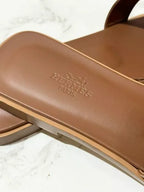 愛馬仕 Oran H 金色涼鞋，38 碼