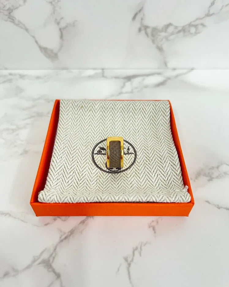 ❤️Hermes Bijou D'Oreille Olympe Etoupe GHW PM 型號