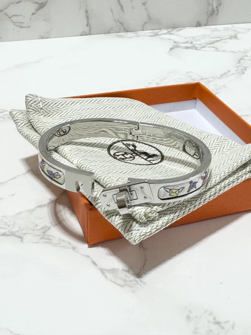 愛馬仕迷你Clic Kelly手鐲，愛馬仕旗艦茉莉手鐲