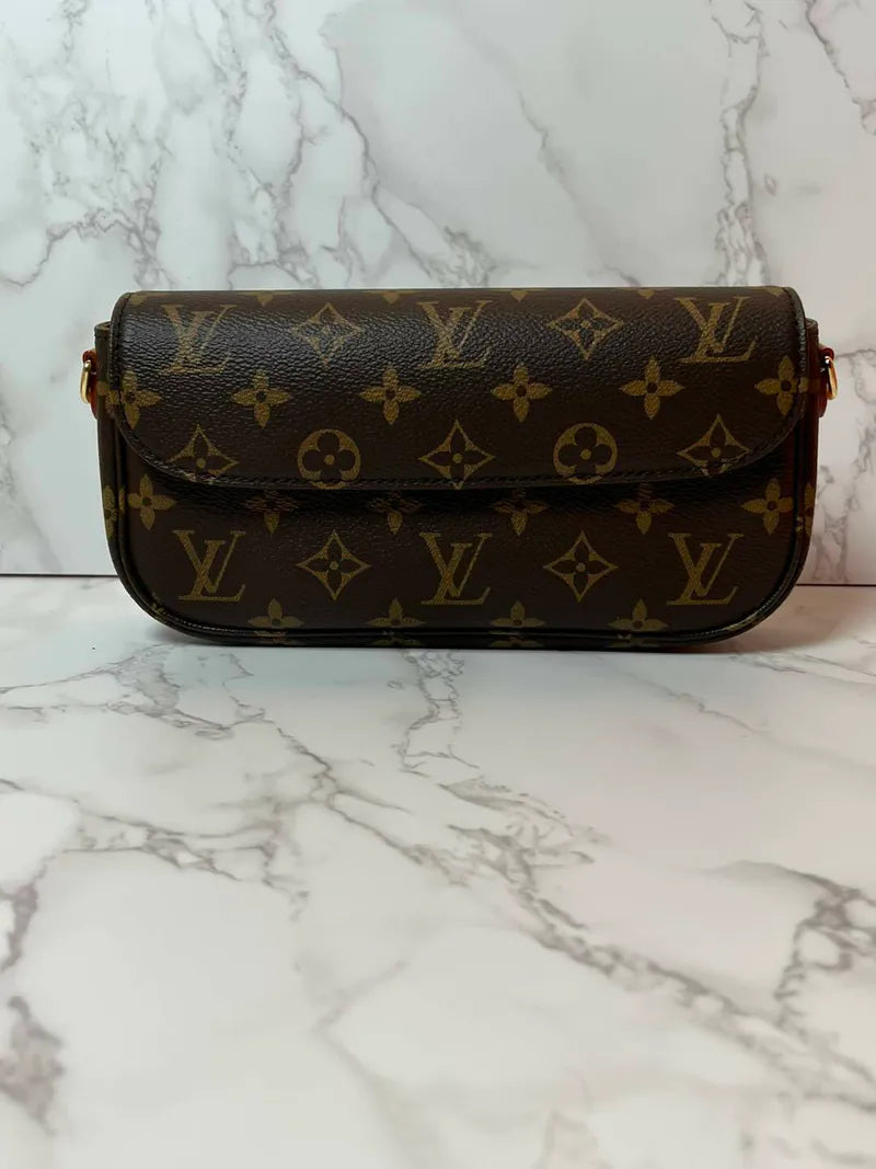 Louis Vuitton Ivy bag