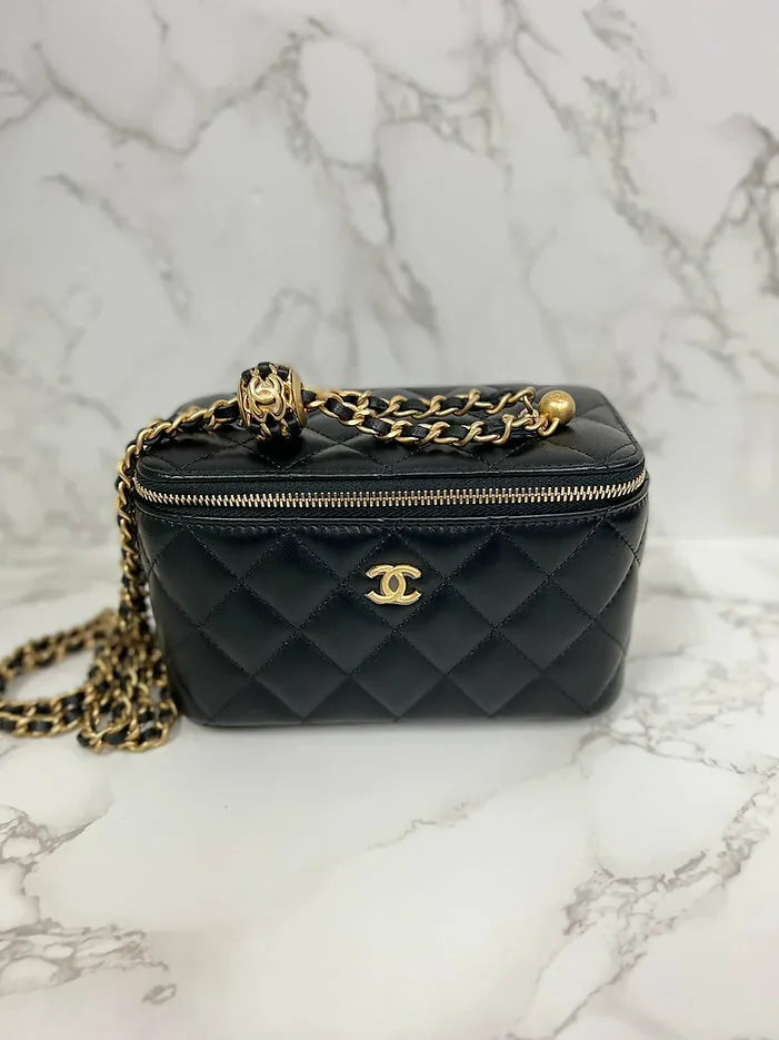 Chanel 黑色金球長盒羊皮2️⃣
