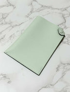 Hermes Porte-Passeport Tarmac Epsom Vert Fizz