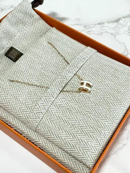 ❤️愛馬仕迷你 Pop H 吊墜項鍊 白色 RGHW