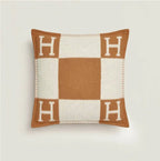 Hermes Avalon pillow  Écru/Camel 50 x 50 cm