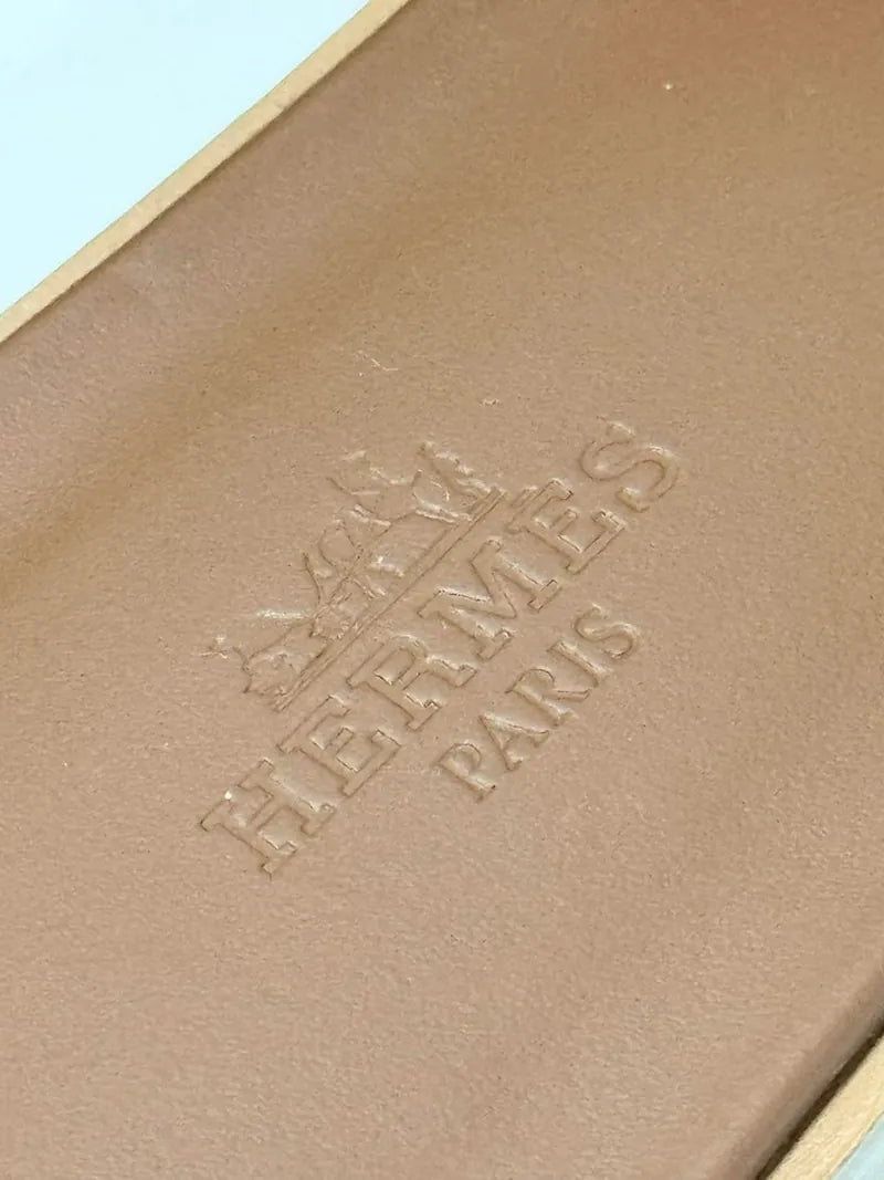 愛馬仕 Oran H 金色涼鞋，39 碼