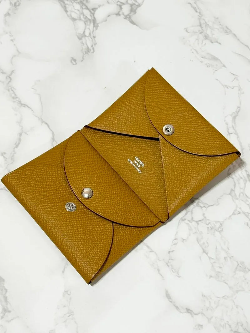 ❤️愛馬仕 Calvi Duo Compact 卡包 epsom 芝麻色 2S❤️