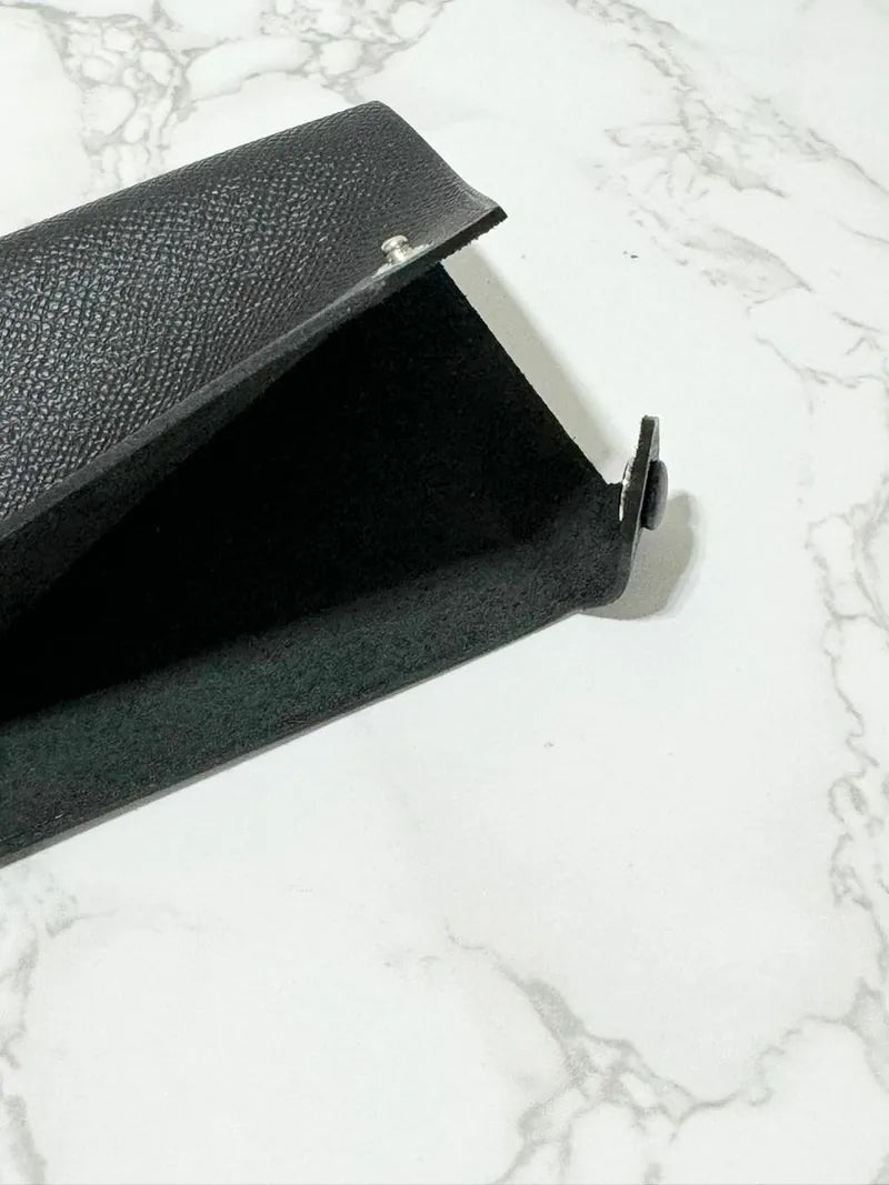 Hermes Porte- Passeport Tarmac Epsom Noir Passport Holder