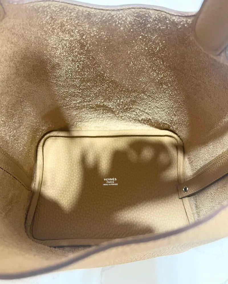 Hermes  Picotin Lock Bag 18 TC Biscuit 4B PHW