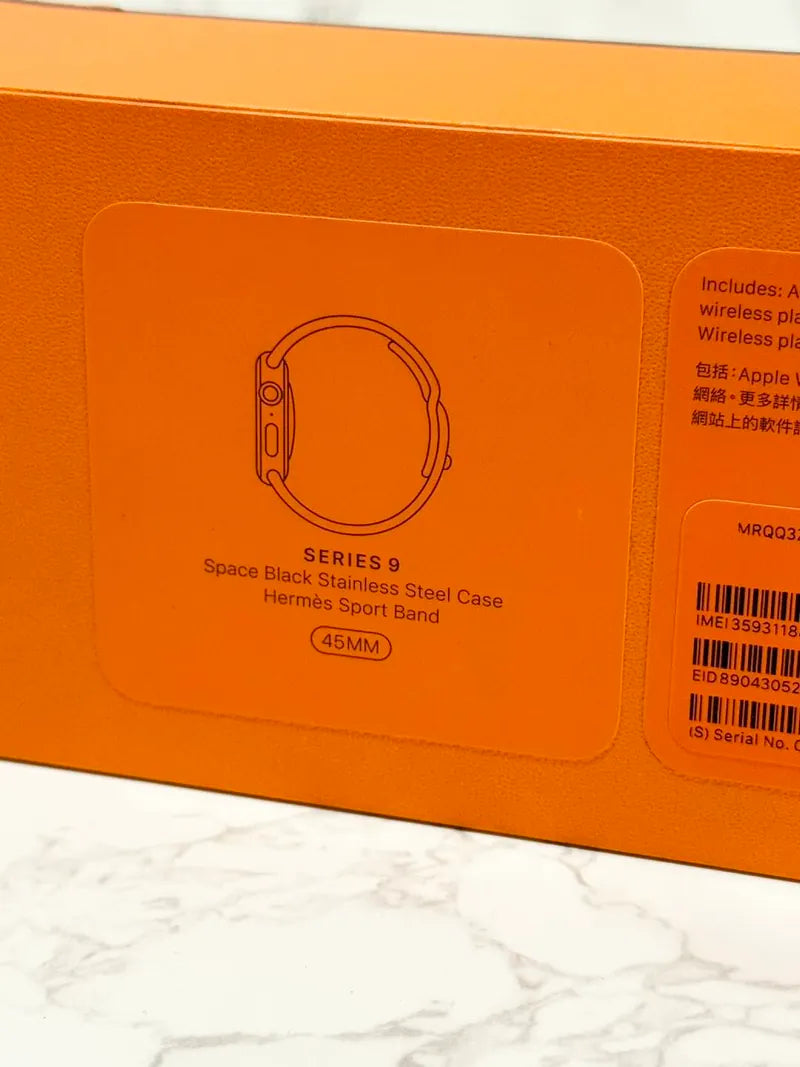 愛馬仕太空黑 Series 9 錶殼及錶帶，搭配 Apple 單圈錶帶（45 毫米）
