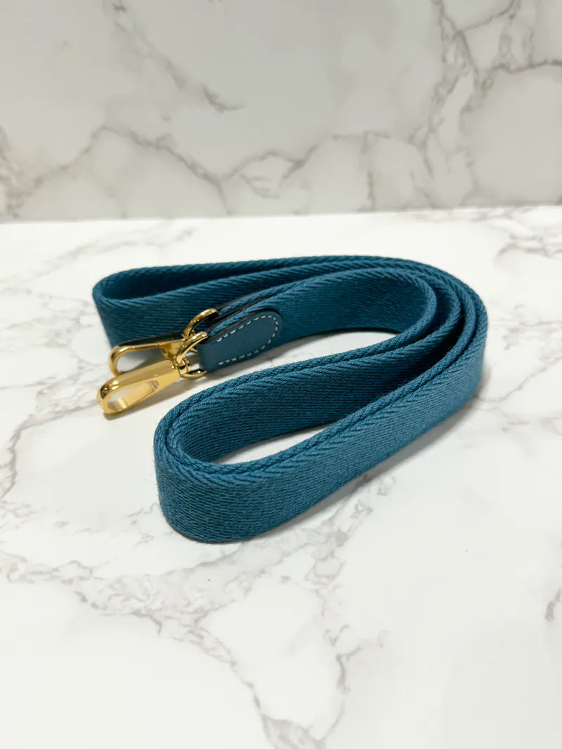 Hermes Mini Evelyne 16 TC New Bleu Jean / New Bleu Jean GHW B 郵票
