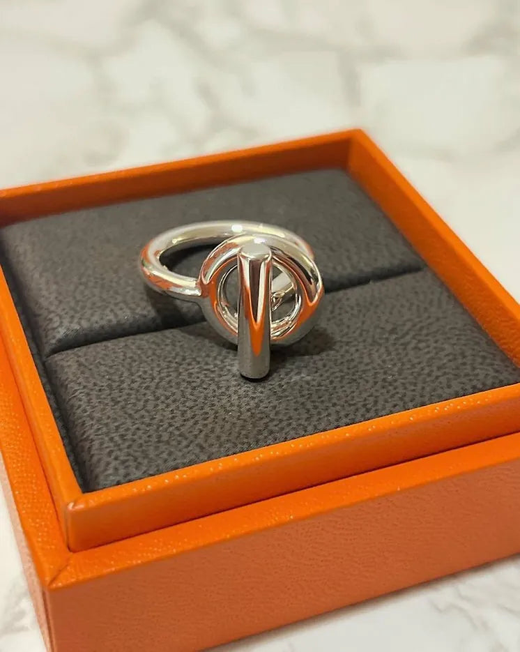 愛馬仕 Echappee 戒指，925 銀，52 號