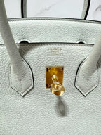 愛馬仕 Birkin 25 Togo 0W Gris Neve GHW B 郵票