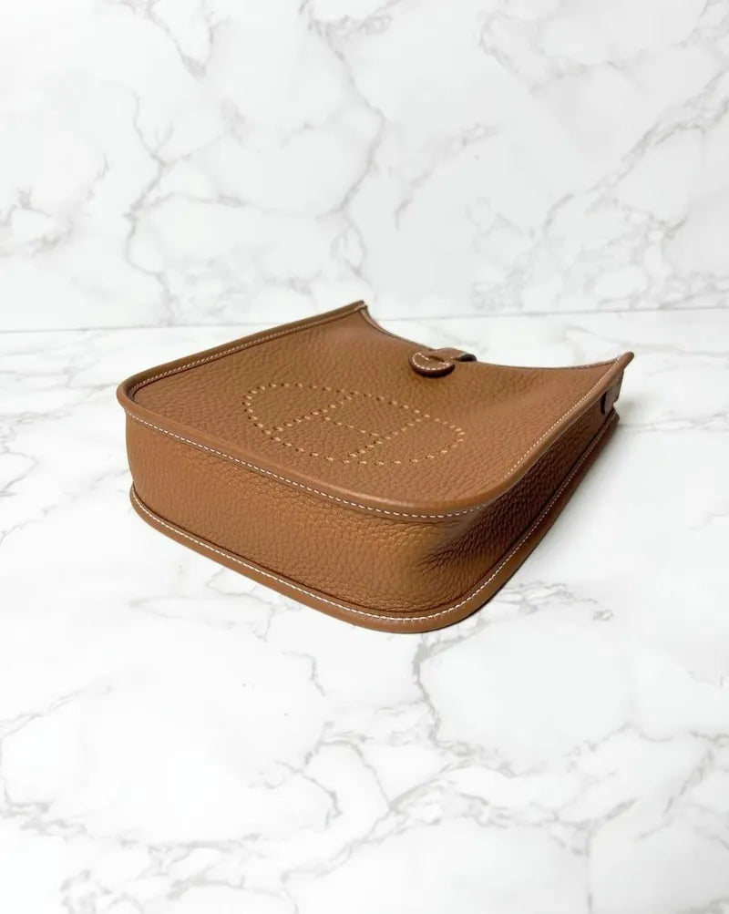 愛馬仕迷你Evelyne 16 TC B 印記 PHW 金