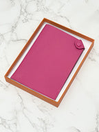 🌟Hermes Porte-Passeport Tarmac Passport Holder Chèvre Chamika  Rose Shocking 5R🌟