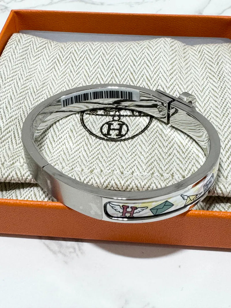 愛馬仕迷你Clic Kelly手鐲，愛馬仕旗艦茉莉手鐲