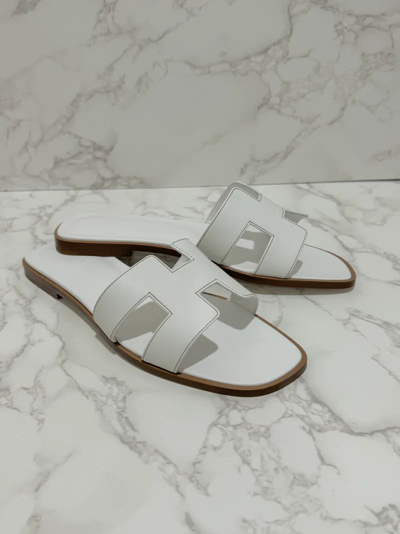 Hermes Oran Sandales Blanc Piqures H 39