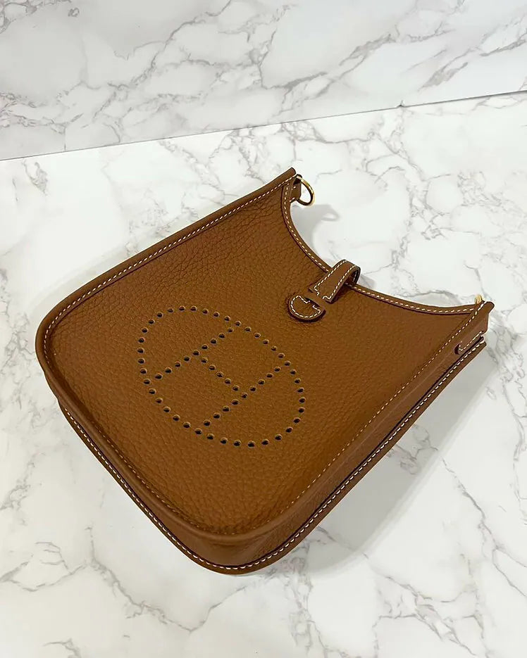 愛馬仕迷你Evelyne 16 TC 金色 37 GHW U 印章