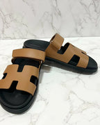 Hermes Sandales 西普自然色 43 號