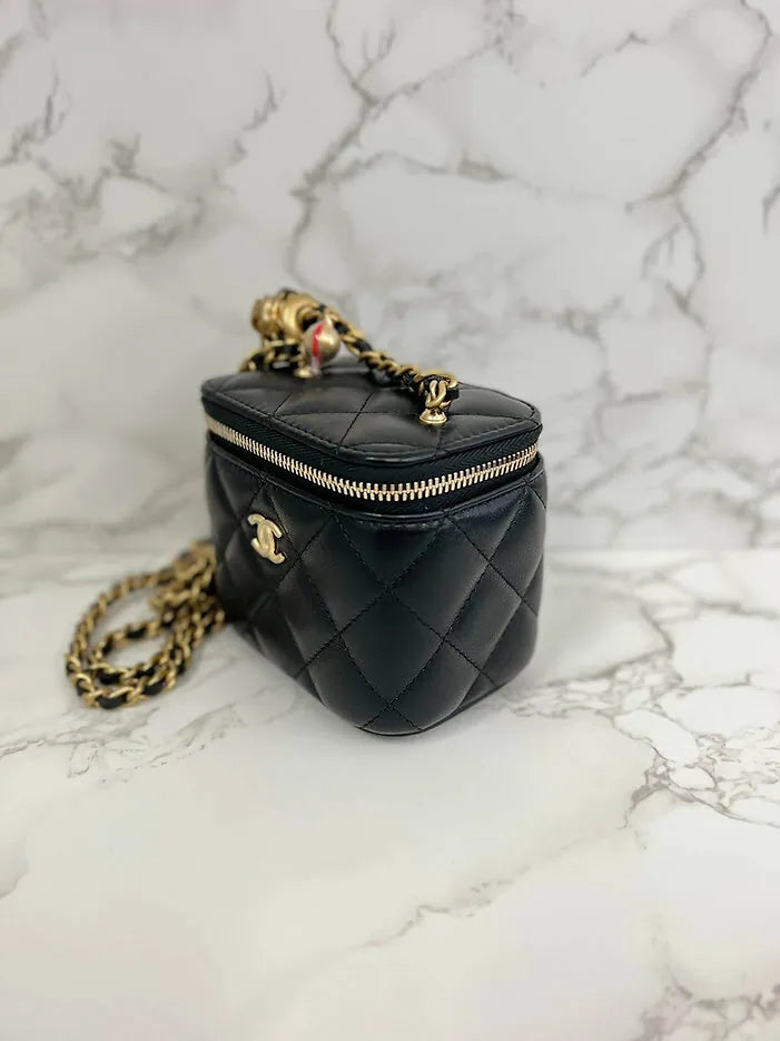 Chanel 黑色 新款金球 小盒子羊皮2️⃣