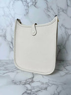 愛馬仕 Mini Evelyne 16 TC Nata GHW U 郵票