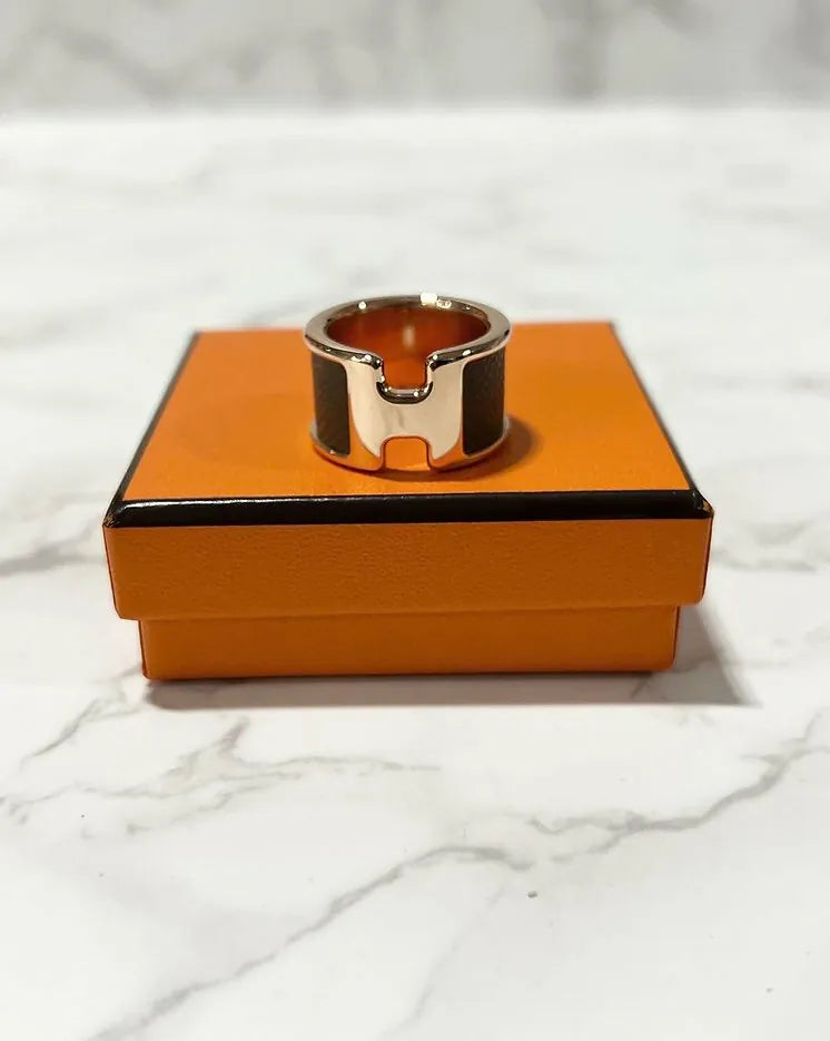 愛馬仕 Olympe 系列戒指，大號，灰褐色，RGHW GM 型號，S 碼