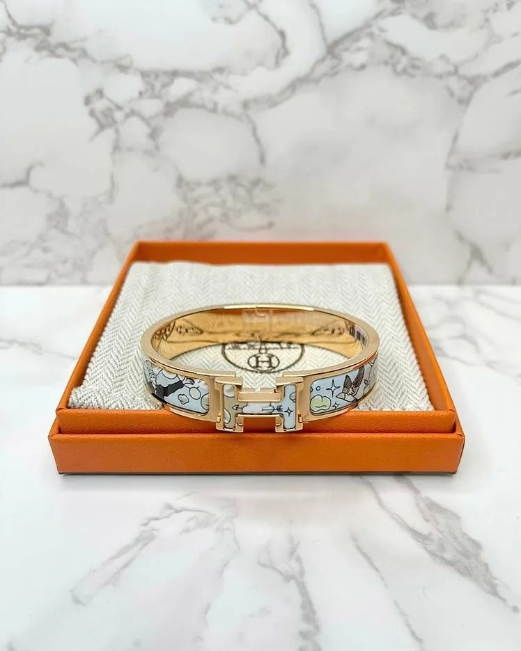 Hermes Clic H 手鍊 Les Nauges 限量版 GHW PM 尺寸